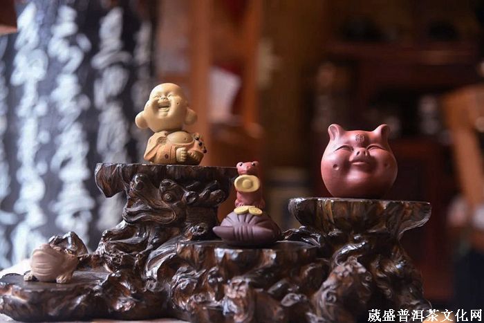 茶寵，小玩意、大講究！茶桌上最具靈魂的擺件。